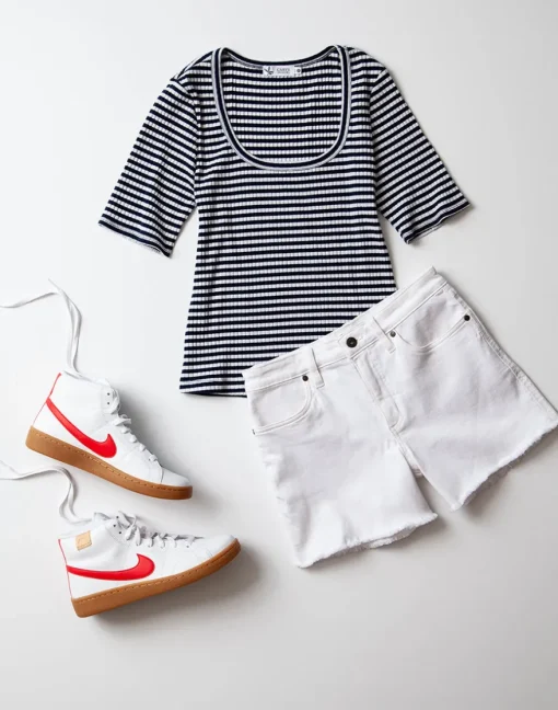 Carve Designs Short Sleeve^Asher Rib Top: Navy Stripe