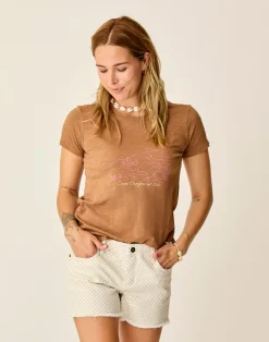 Carve Designs Short Sleeve^Cassidy Graphic Tee: Chateau Gulf