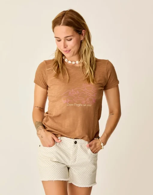 Carve Designs Short Sleeve^Cassidy Graphic Tee: Chateau Gulf