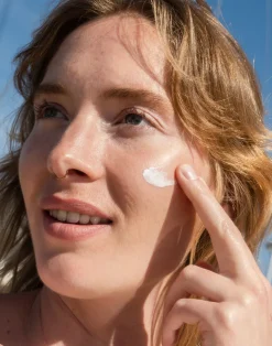 Carve Designs Accessories^COOLA Classic Face Sunscreen: White Tea